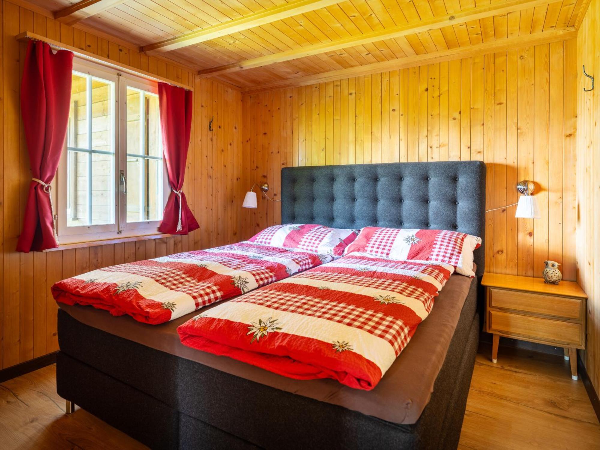 Am Sunne-egge Auf Bei Brienz * Axalp